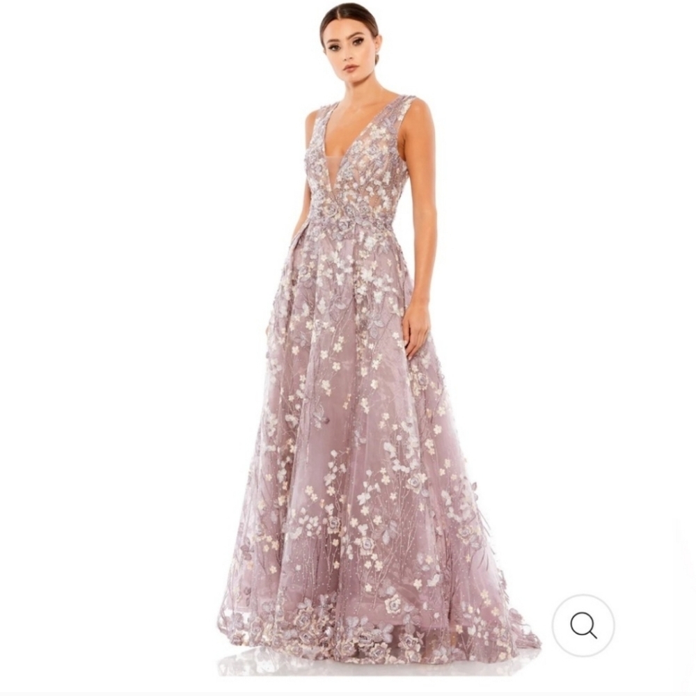 Mac Duggal 20131 Lace Floral Pleated A-Line Gown size 2 NWT $598